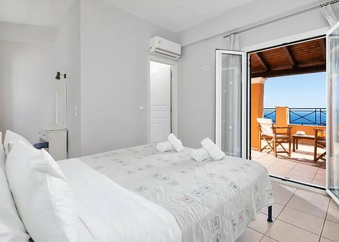 Eleni Sinies By Select Willa