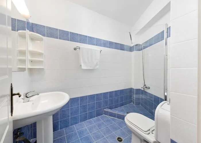 Eleni Sinies By Select * Agios Stefanos Avliotes (Corfu)