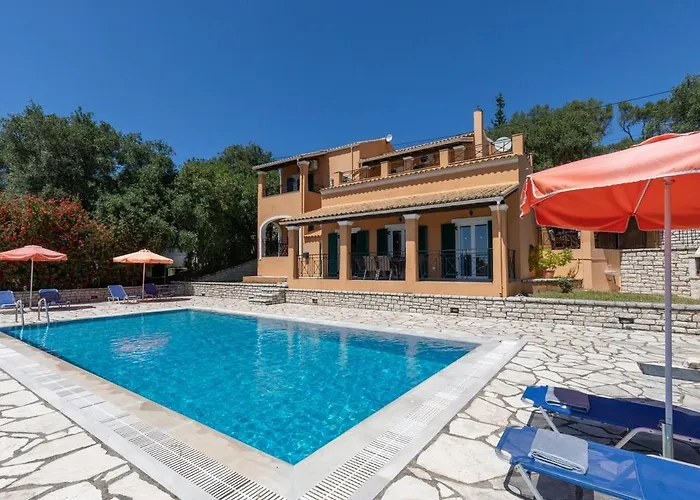 Eleni Sinies By Select Willa Agios Stefanos Avliotes (Corfu)