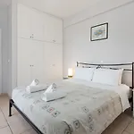 Eleni Sinies By Select Agios Stefanos Avliotes (Corfu)